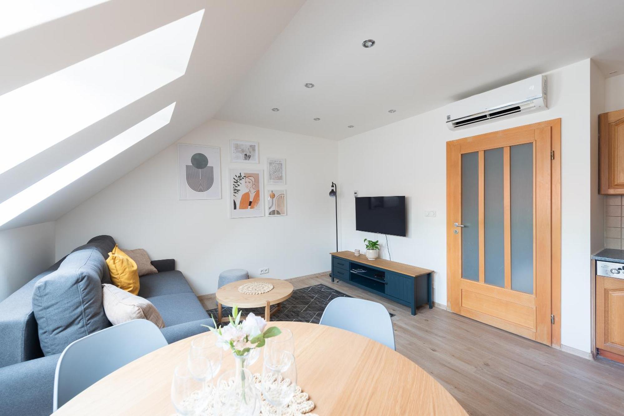 Apartment B.o.b. Klimentska Prague